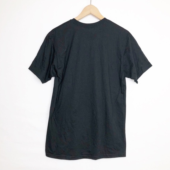 Goody Two Sleeves, Pulp Fiction Forever 21 black graphic T-shirt - Picture 2 of 9